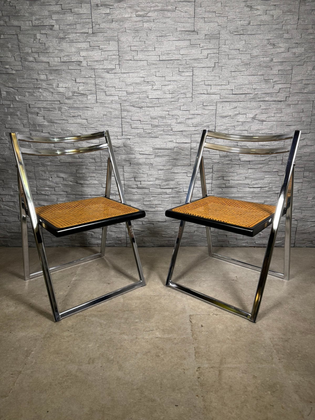 2 Stuks Rattan Flip Chairs Arrben, Zeldzaam!, Arrben, Gebruikt, Twee, Hout