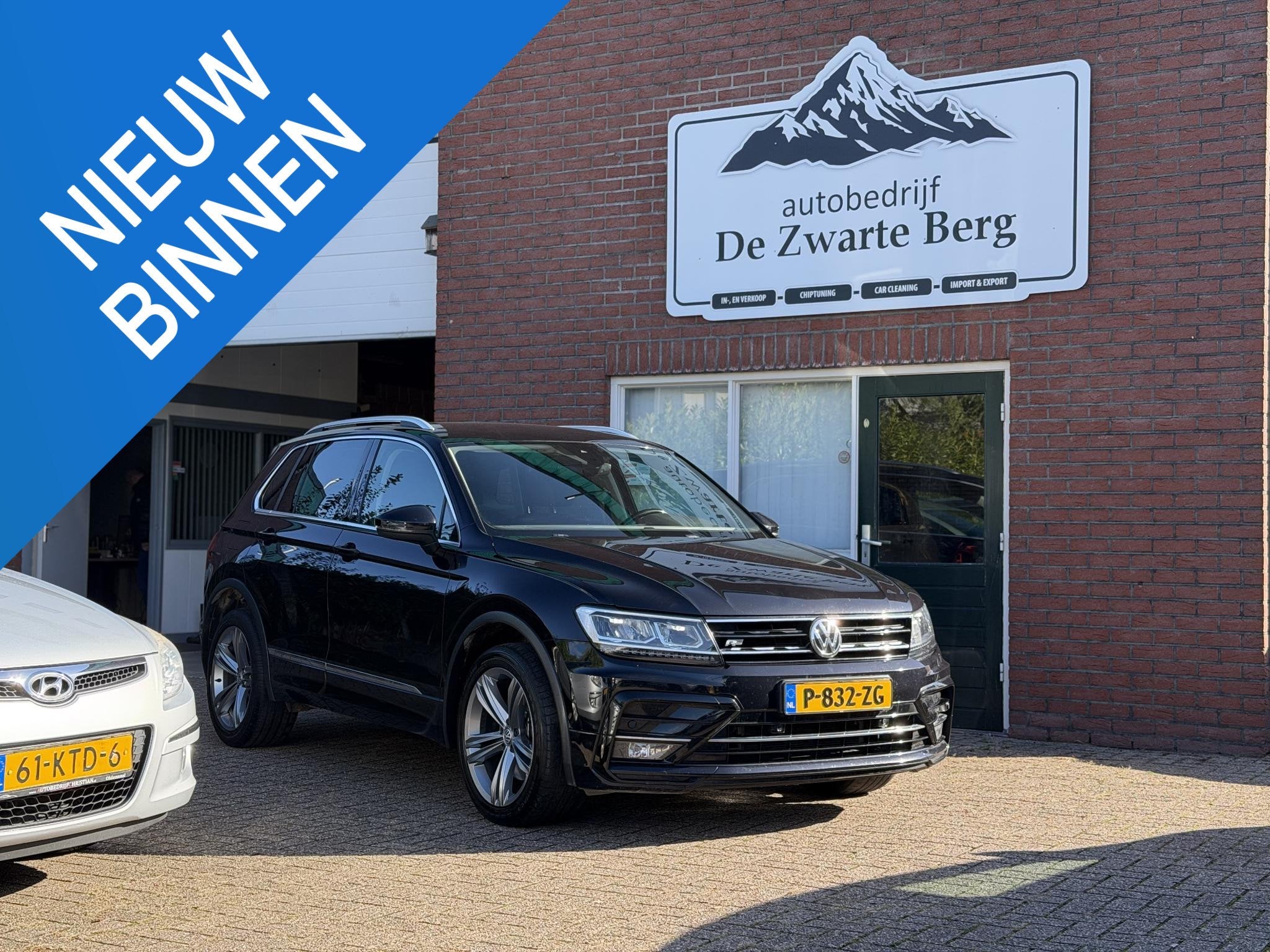 Volkswagen Tiguan 2.0 TSI 4Motion Highline R line, Auto's, Automaat, Stof, Gebruikt, 4 cilinders