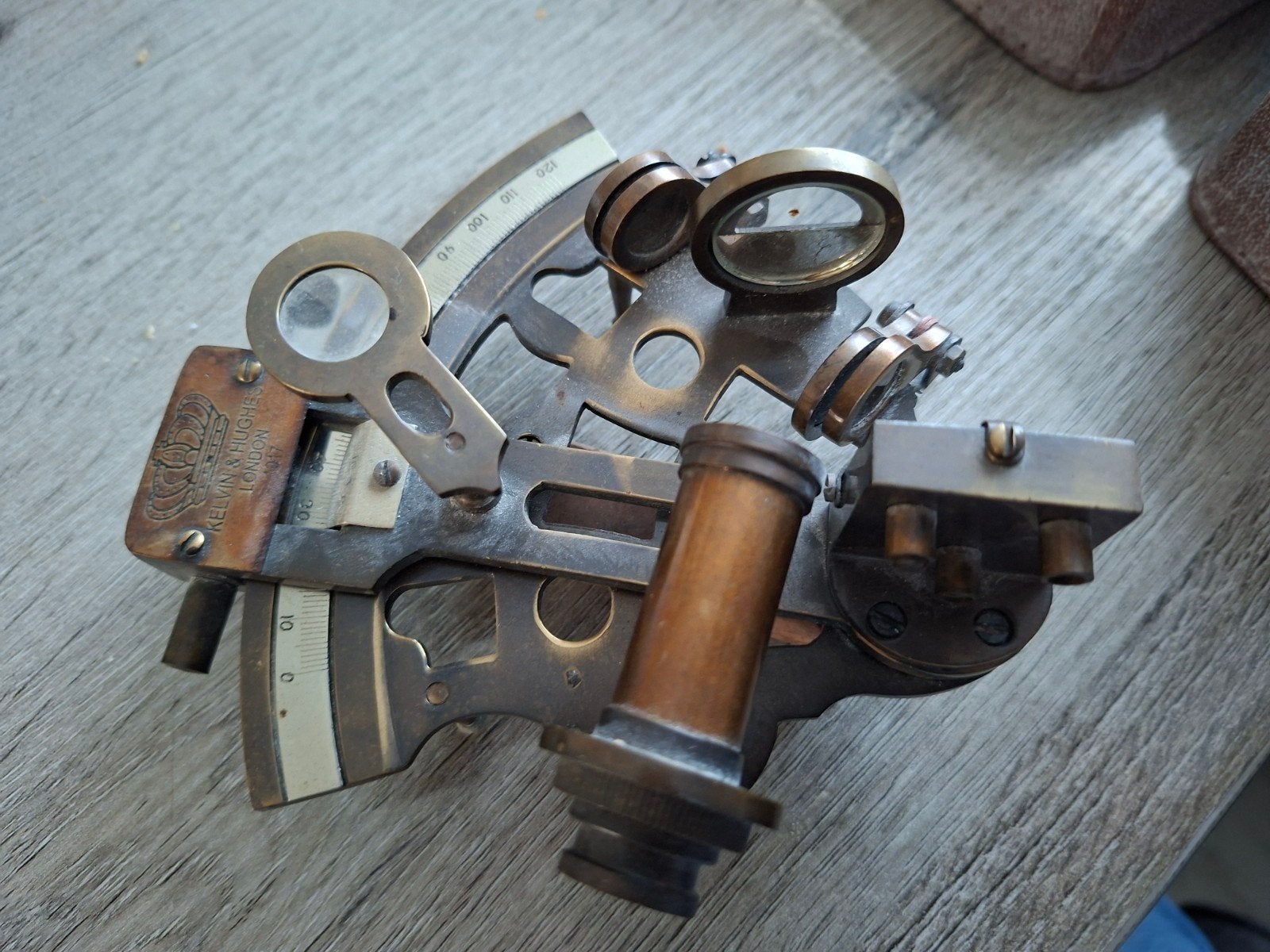 Antieke Kelvin & Hughes Sextant, Londen 1917, in kist, Antiek en Kunst, Ophalen