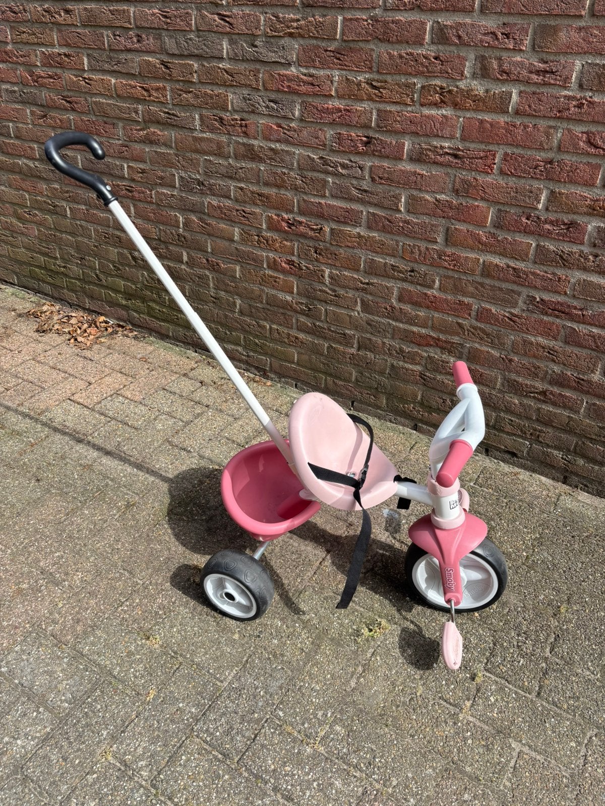 Roze Smoby 3-wieler, Fietsen en Brommers, Fietsen | Driewielers, Ophalen, Zo goed als nieuw, Duwstang