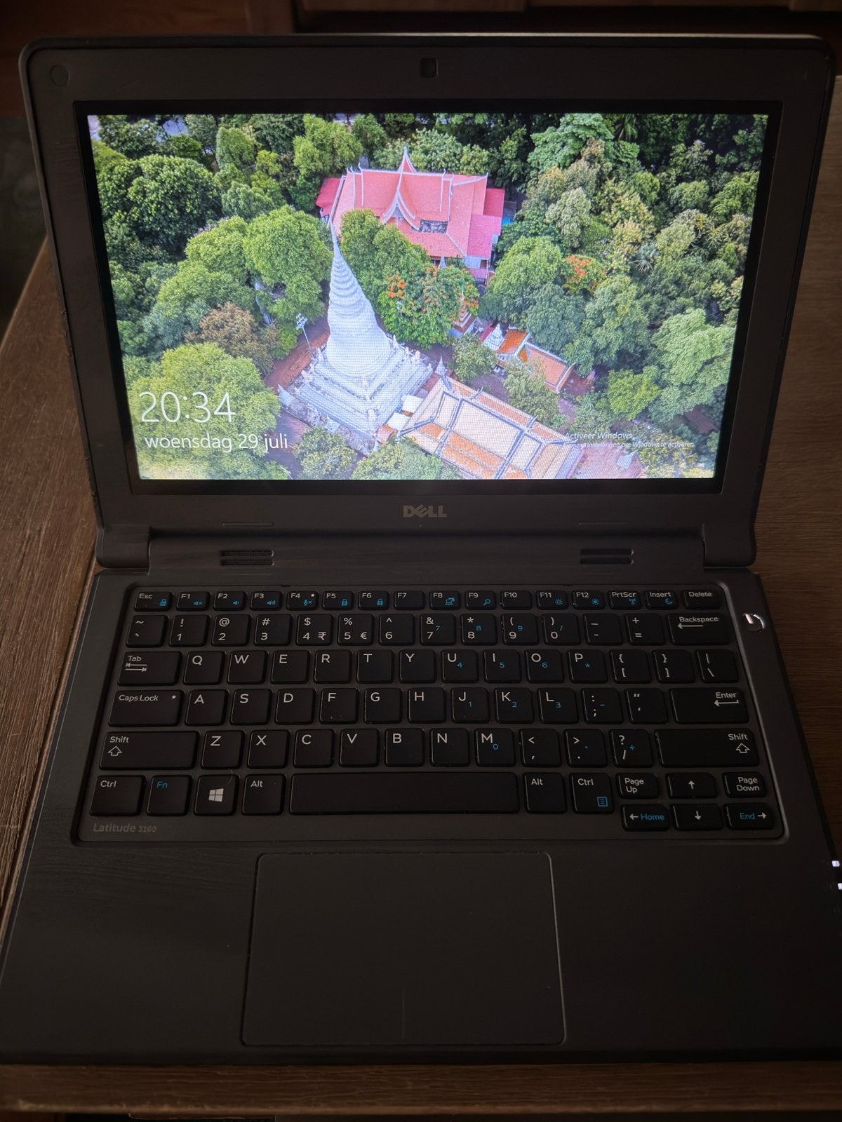 Dell Latitude 3160 laptop met hoes - Goede staat, Ophalen, 2 tot 3 Ghz, Qwerty, 11 inch