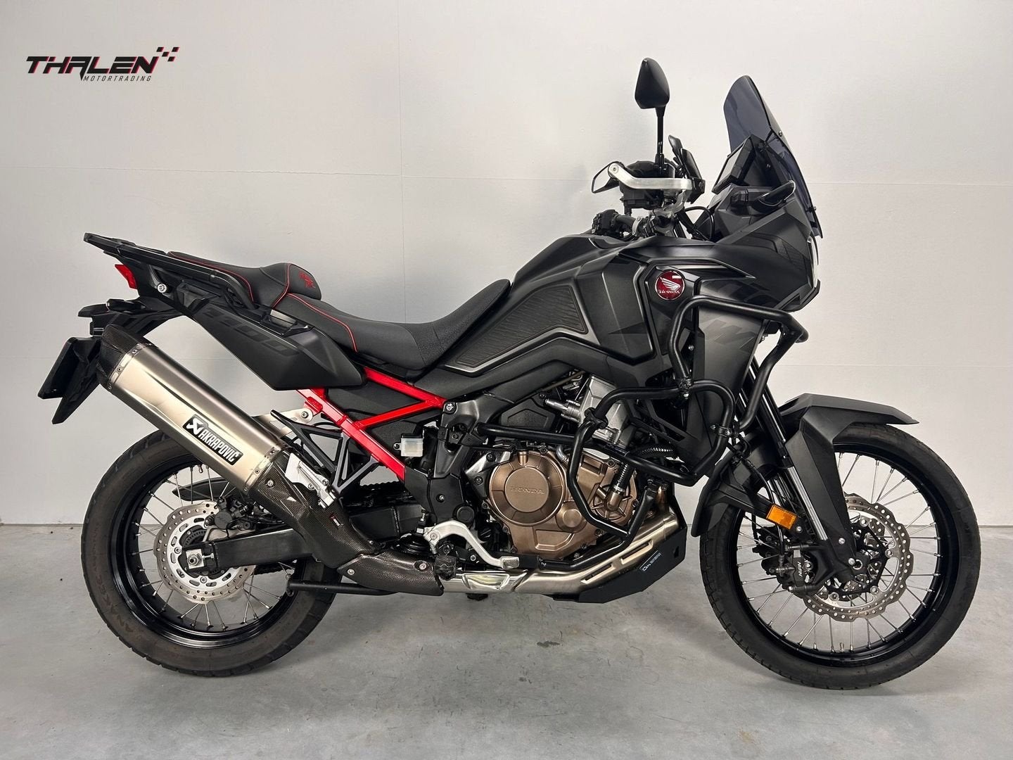 HONDA CRF 1100 L AFRICA TWIN Vol  + Akrapovic  (bj 2021) 12,, Motoren, 2 cilinders, HONDA, Motorrijbewijs A, Bedrijf