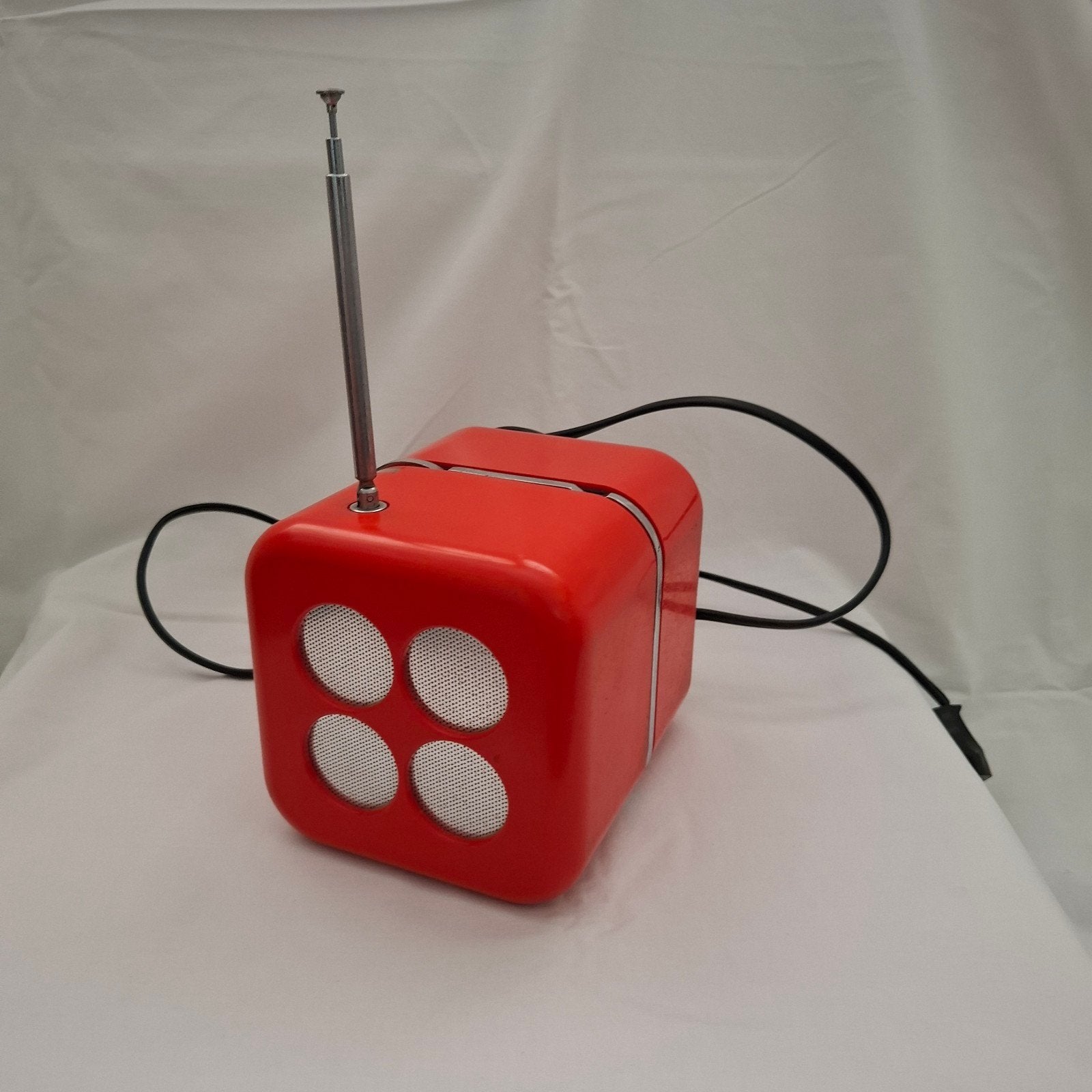 Vintage rode kubus radio - Siemens, Verzenden, Gebruikt, Radio