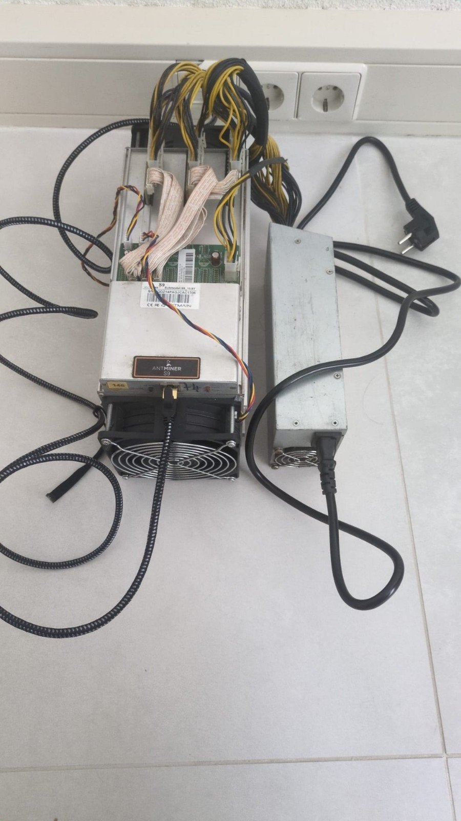 De Bitmain Antminer S9, Ophalen, Gebruikt