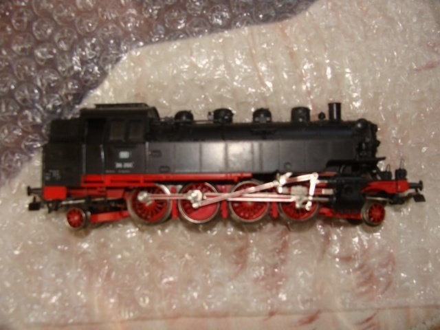 MARKLIN LOC 86, Hobby en Vrije tijd, Modeltreinen | H0, Wisselstroom, Gebruikt, Locomotief, Ophalen of Verzenden