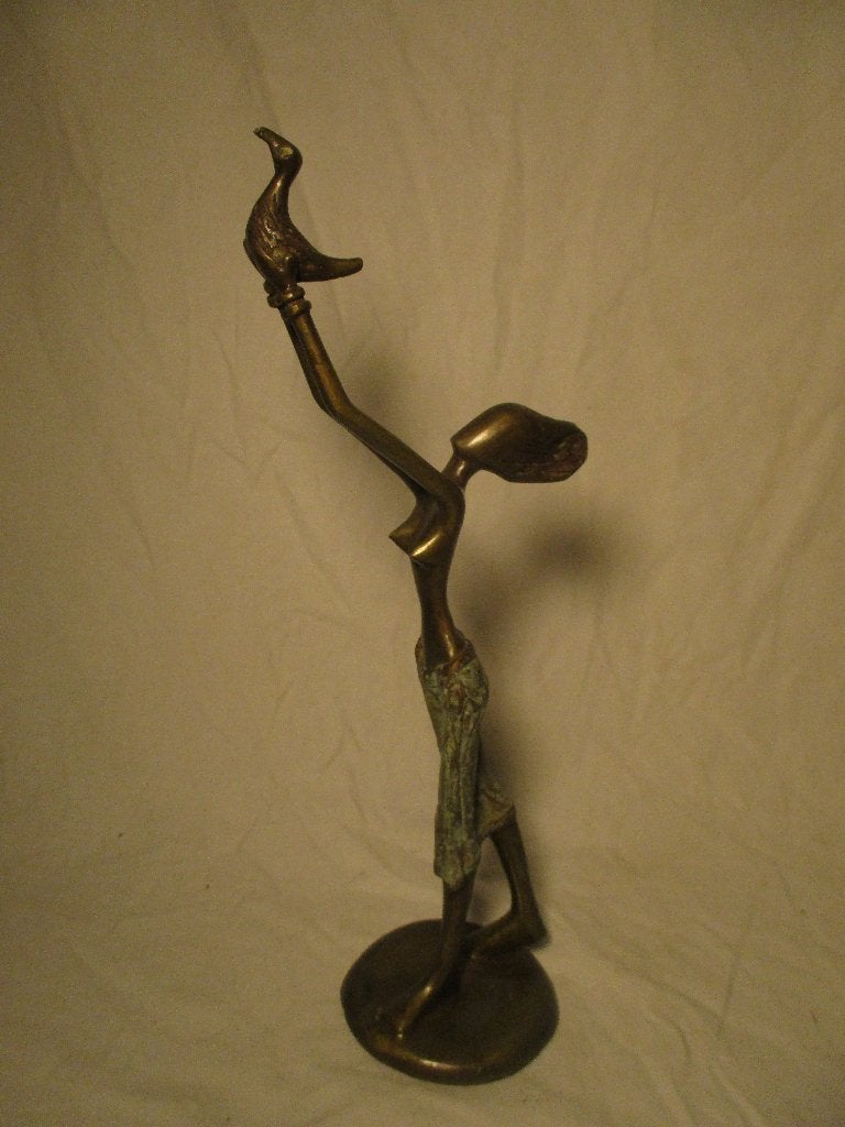 brons beeldje vrouw met vogel gesigneerd, Antiek en Kunst, Ophalen of Verzenden