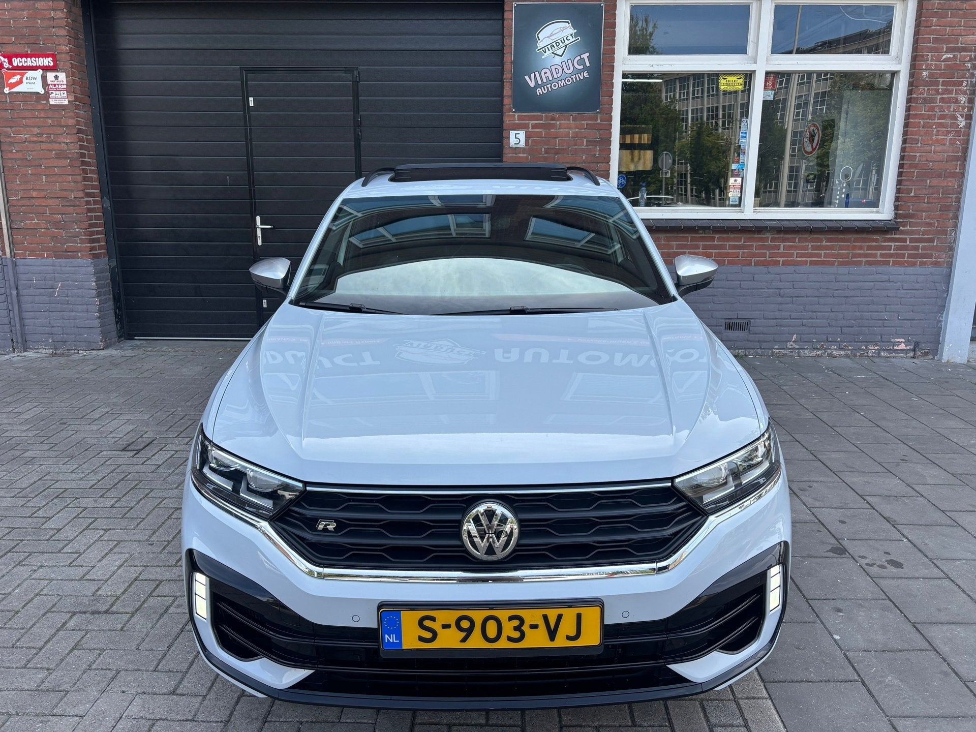 Volkswagen T-ROC 2.0 TSI 4Motion R Pano Beats, Auto's, Automaat, Dealer onderhouden, Euro 6, 4 cilinders