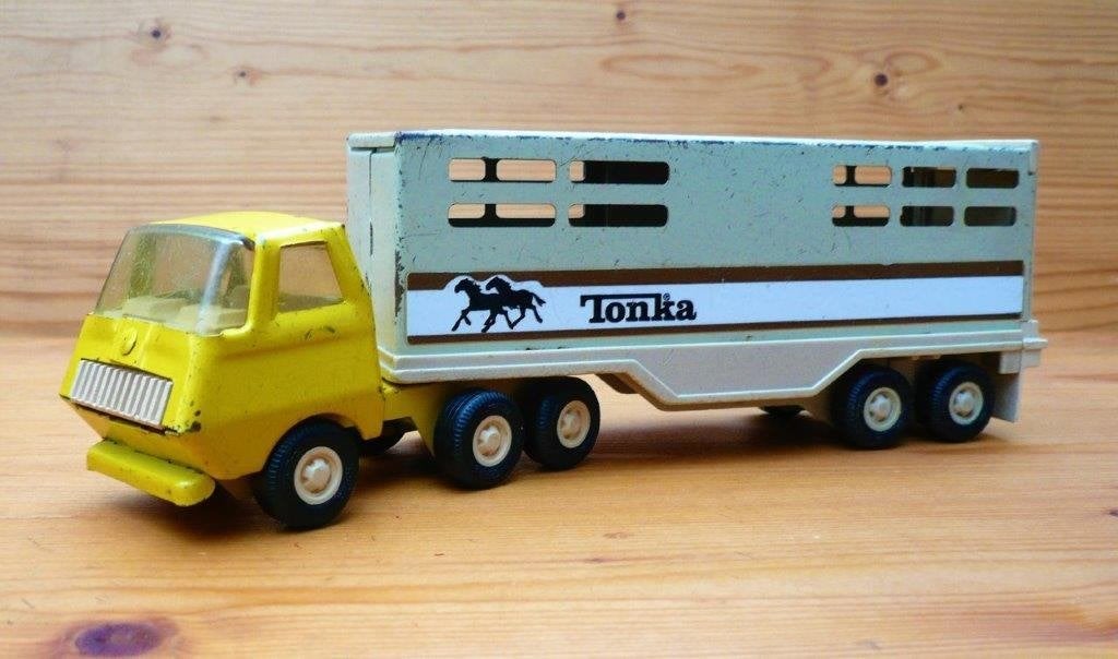 Tonka 6x4 trekker met paarden trailer. schaal 1/40., Ophalen of Verzenden