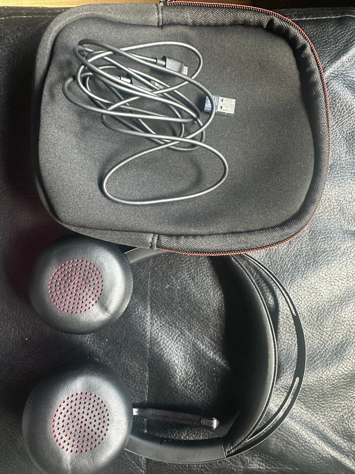 Poly Voyager Focus 2 UC Bluetooth Headset met ANC, Overige merken, Bluetooth, On-ear, Ophalen of Verzenden