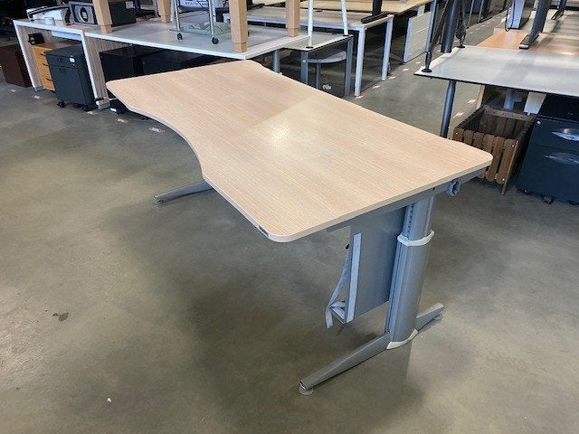 Verstelbaar bureau met slinger 180x90xH62-91 cm, 850 stuks, 90 cm, Gebruikt, 180 cm, Ophalen of Verzenden