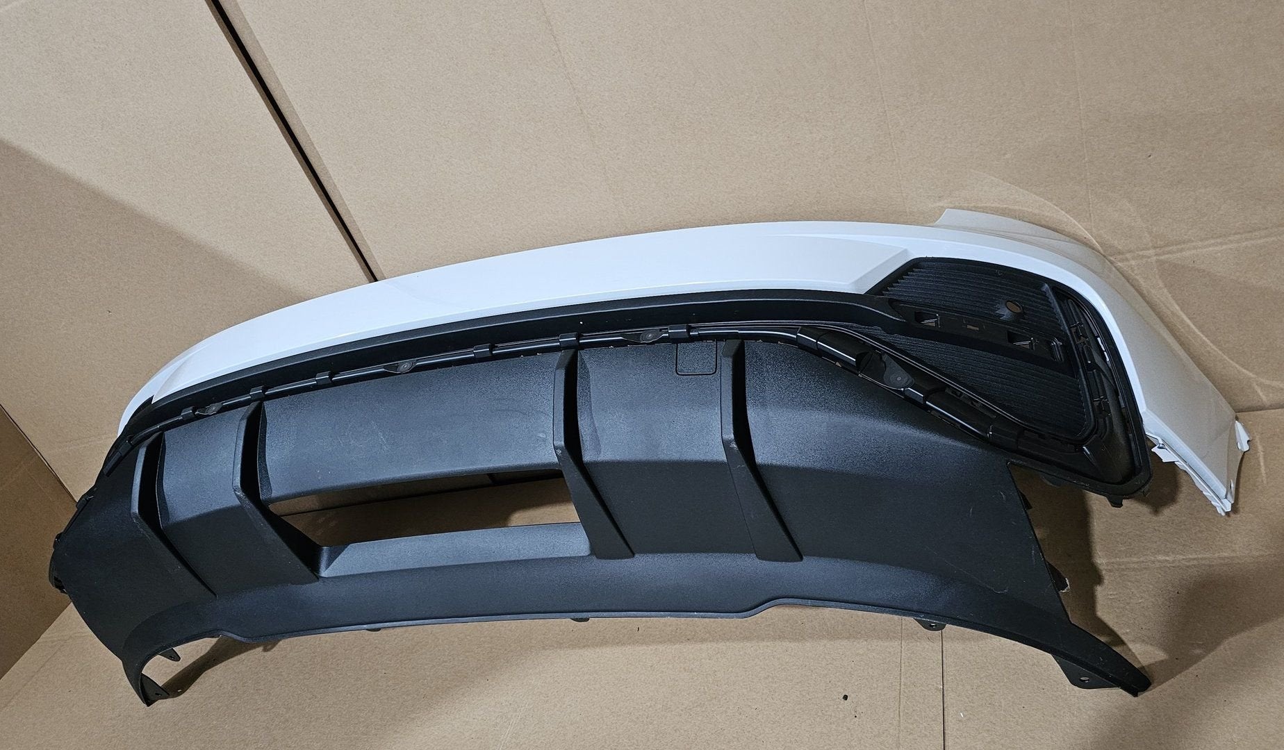 Achterbumper Audi Q3 83A F3 S-Line Sportback PDC 83A807511, Gebruikt, -, Achter, Bumper