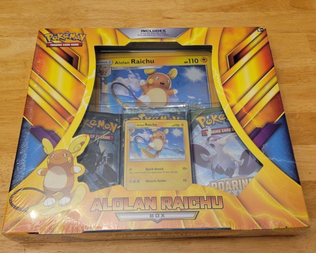pokemon alolan raichu box, ongeopend, geseald., Ophalen of Verzenden, Zo goed als nieuw, Boosterbox, Foil