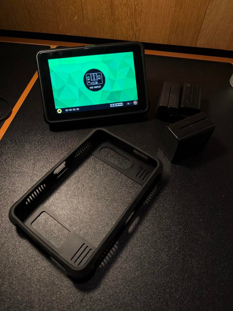Atomos Shinobi 7 inch monitor, Ophalen of Verzenden, Zo goed als nieuw, Video