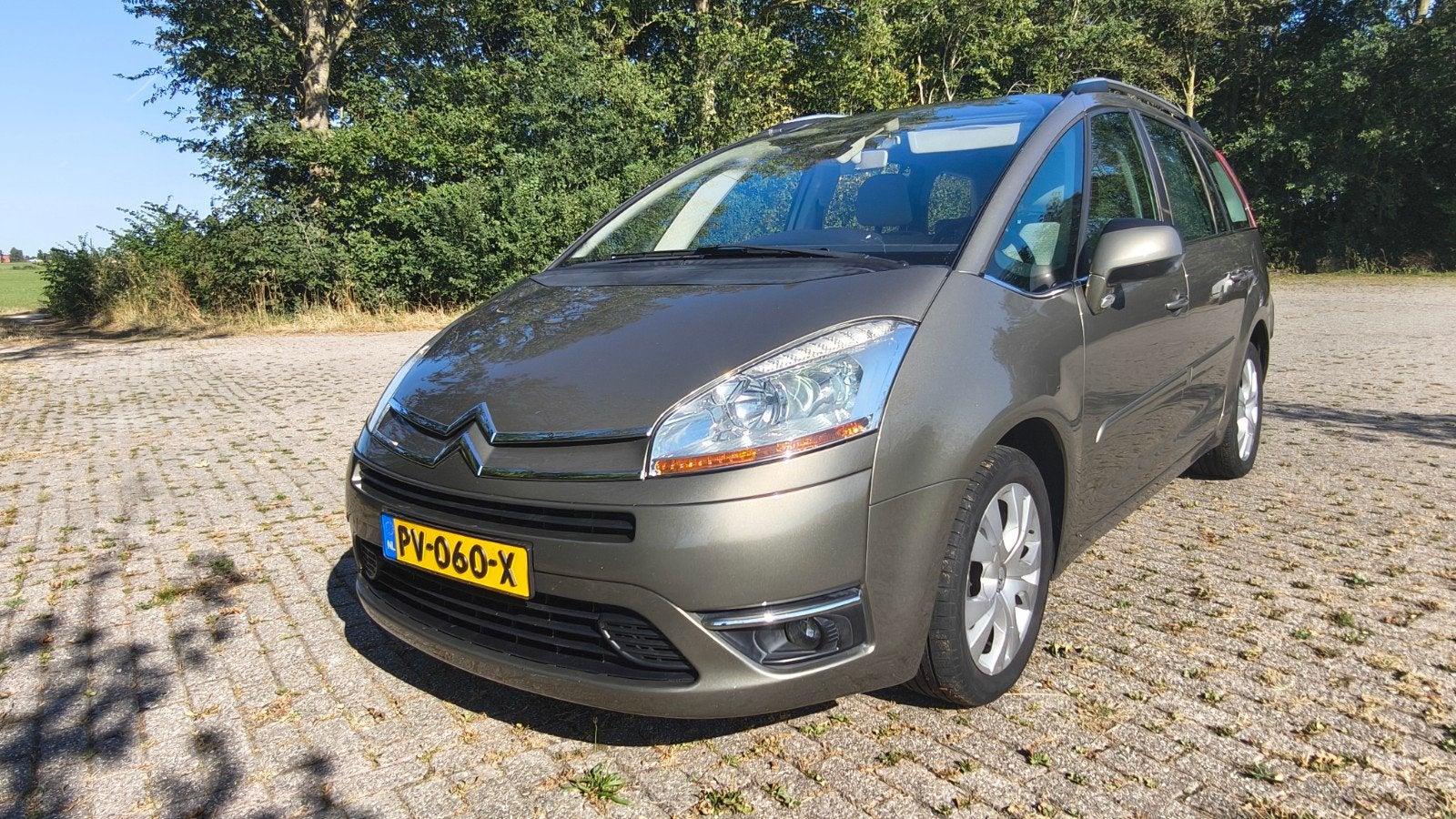 Citroën C4 (Grand) Picasso 1.6 Hdif 16V 2010 Bruin, Voorwielaandrijving, Euro 5, Stof, Beige