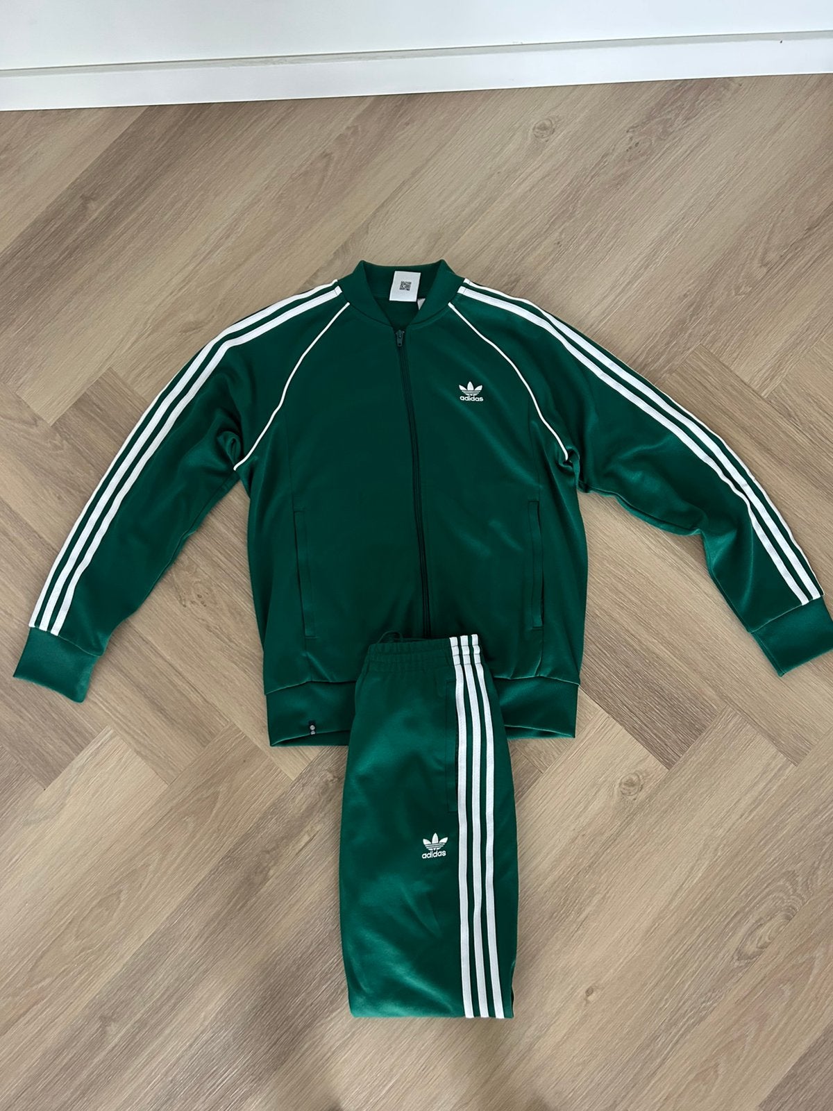 Adidas Originals trainingspak!, Maat 48/50 (M), Ophalen of Verzenden, Zo goed als nieuw, Groen