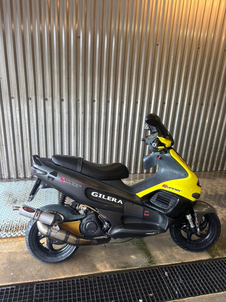 Gilera Runner malossi 172cc brom. Pm tuning, polini 24mm., Ophalen, Zo goed als nieuw, Overige modellen