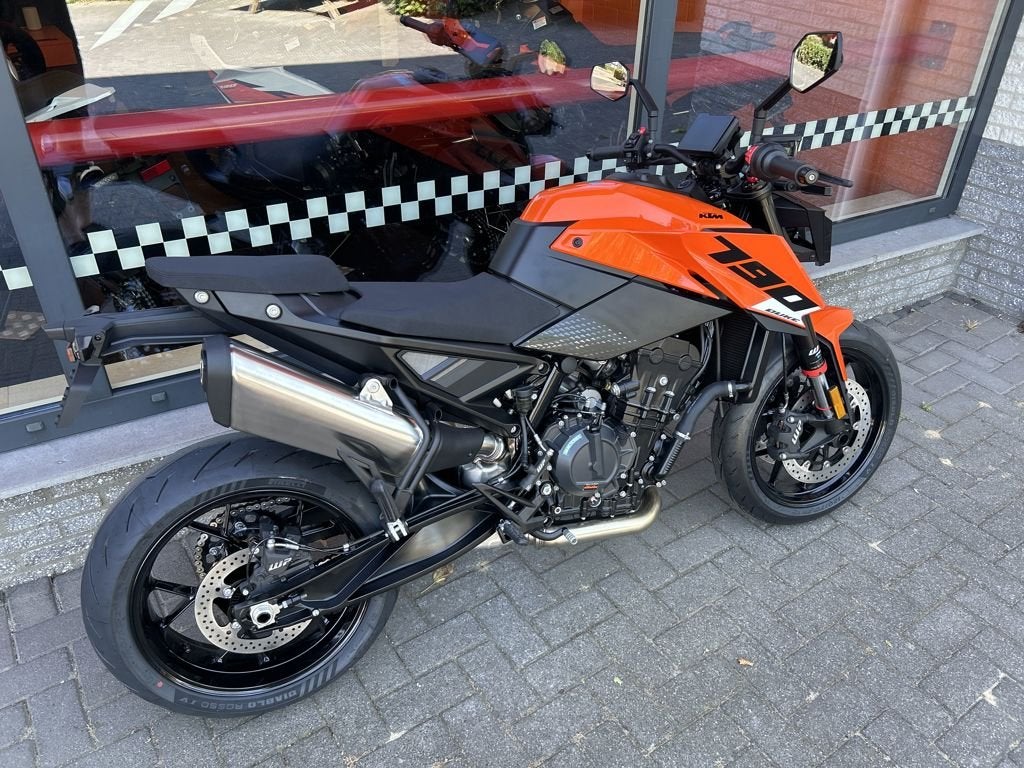 KTM 790 DUKE 2027, Bedrijf, Naked bike