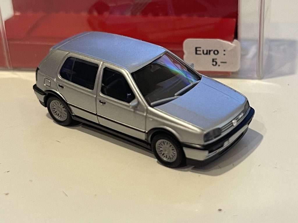 Herpa 031165 VW Golf VR6 4 deurs, in verpakking, Ophalen of Verzenden, Zo goed als nieuw, Auto, Herpa