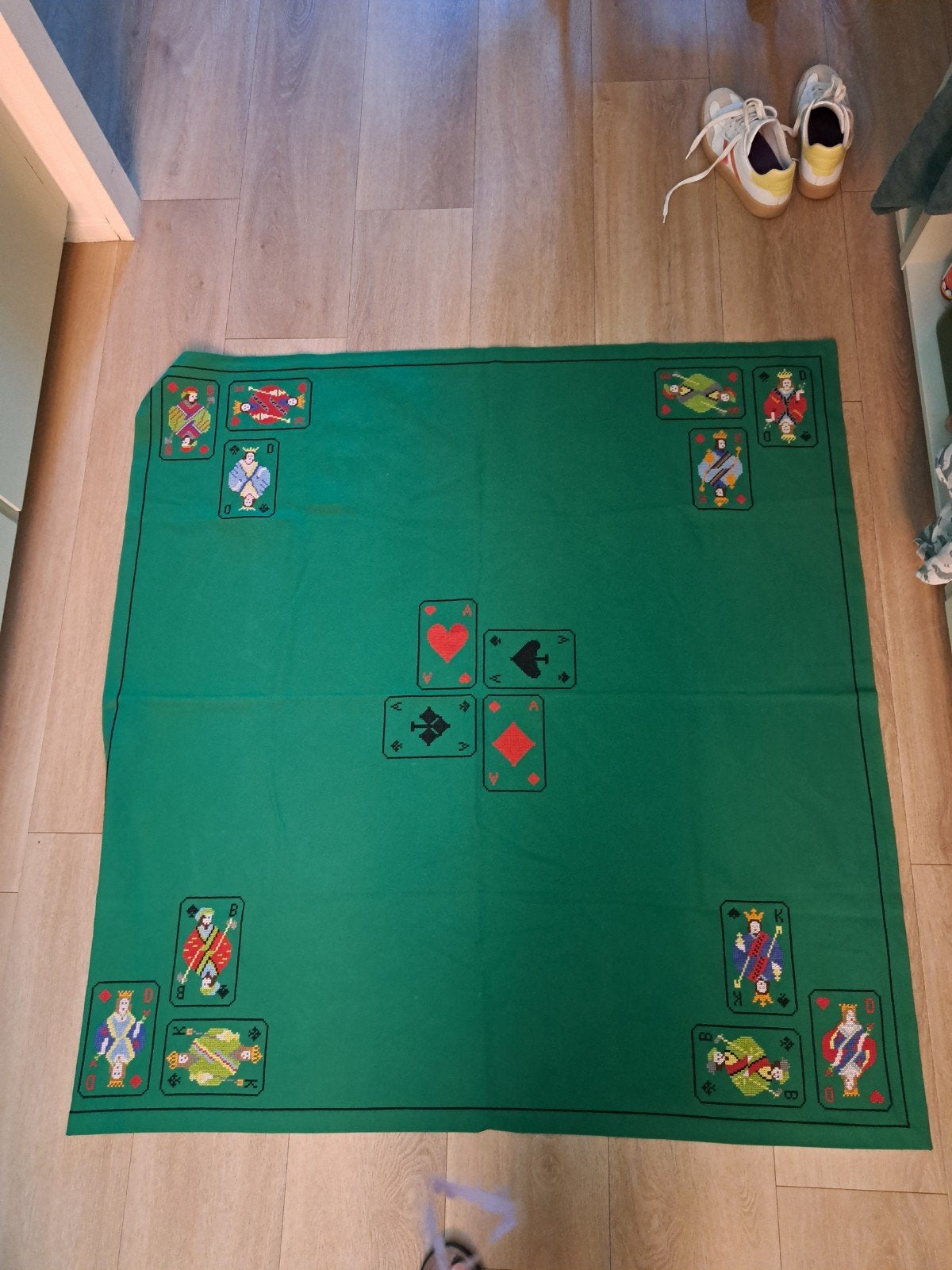 Handgeborduurd Bridge Spelset met Speelkaarten en Biedboxen, Ophalen of Verzenden, Zo goed als nieuw