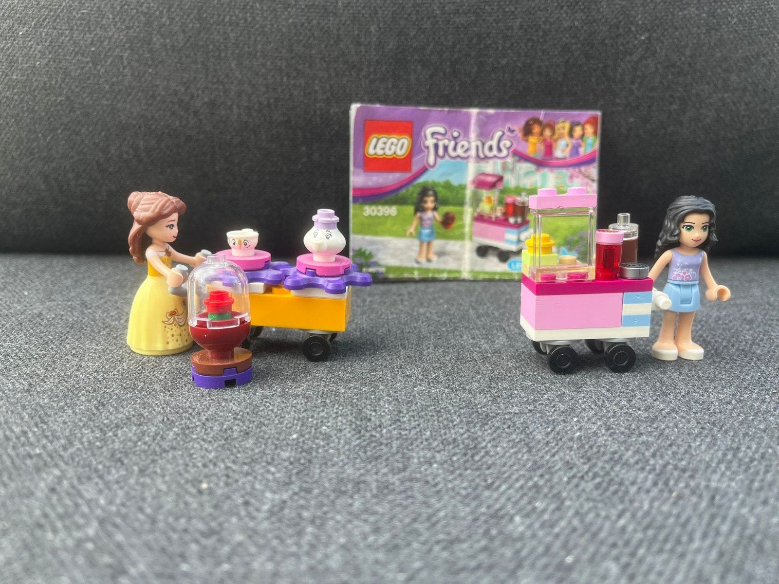 Lego Friends Mini Wagentje en Belle met Mini wagentje, Ophalen of Verzenden, Zo goed als nieuw, Complete set, Lego