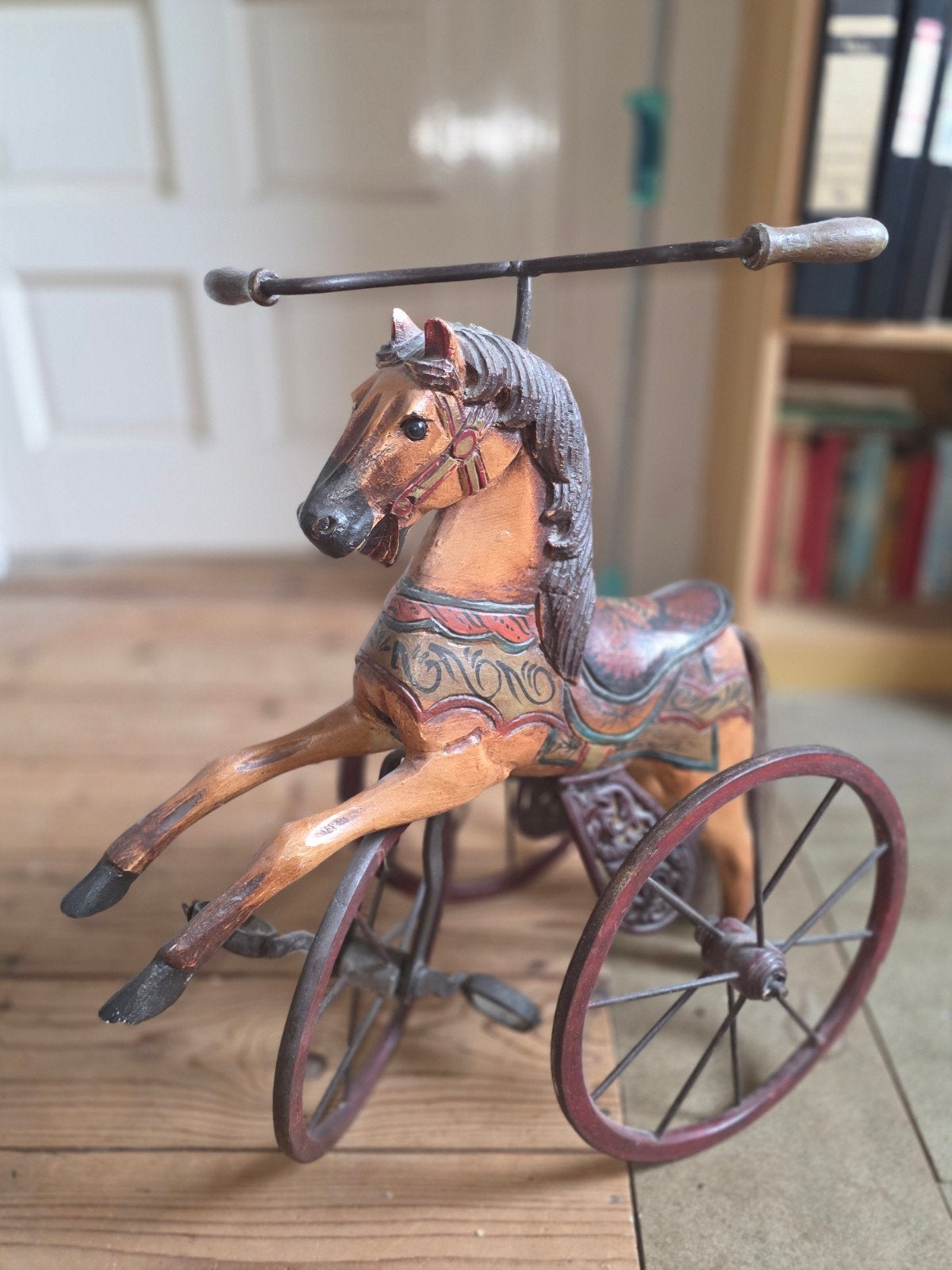 Antiek houten circus paard op driewieler, Antiek en Kunst, Ophalen