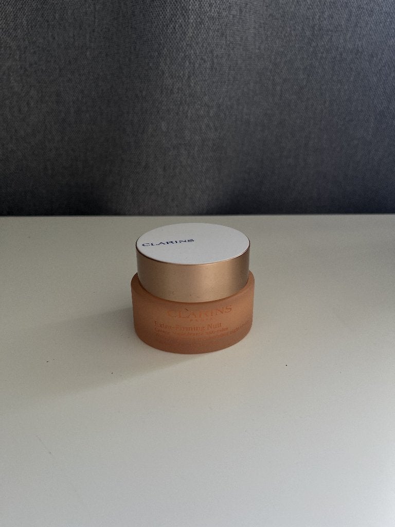 Clarins Extra-Firming Dagcrème, Sieraden, Tassen en Uiterlijk, Uiterlijk | Gezichtsverzorging, Ophalen of Verzenden, Nieuw, Gehele gezicht