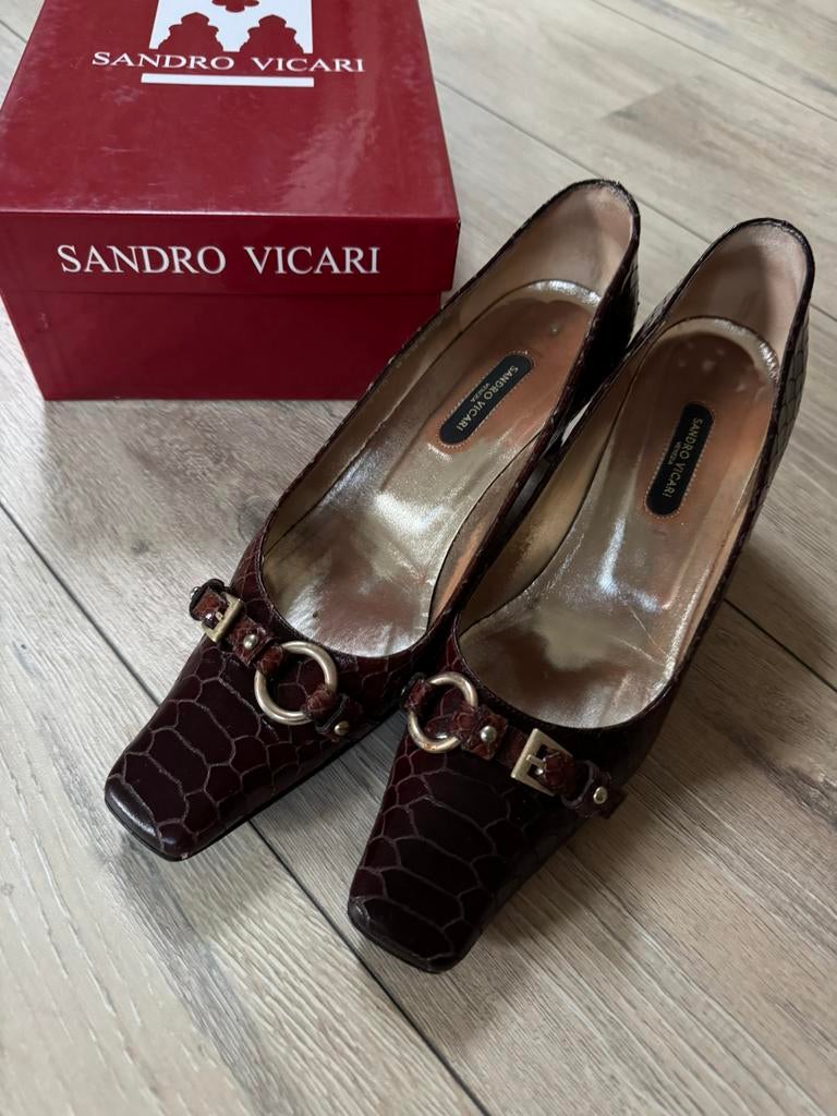 Sandro Vicaro dames schoenen- Louis Vuitton#Gucci#, Pumps, Bruin, Ophalen of Verzenden, Gedragen