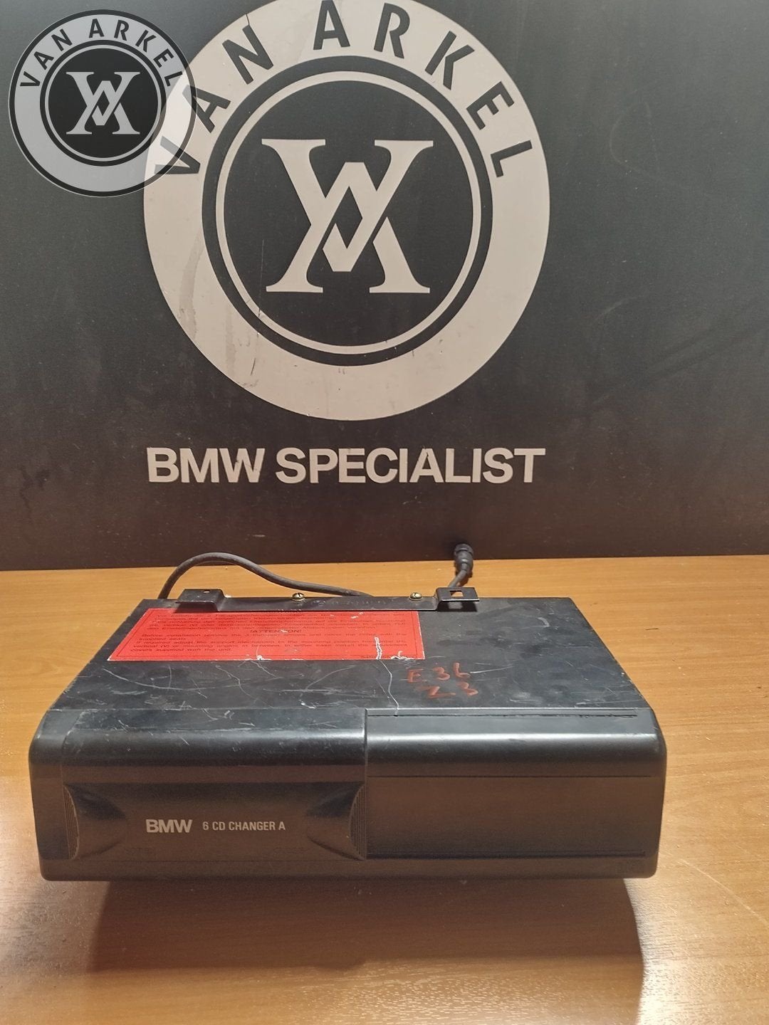 CD Wisselaar E36 Z3 8360284, Auto diversen, Autoradio's, Gebruikt, Ophalen of Verzenden