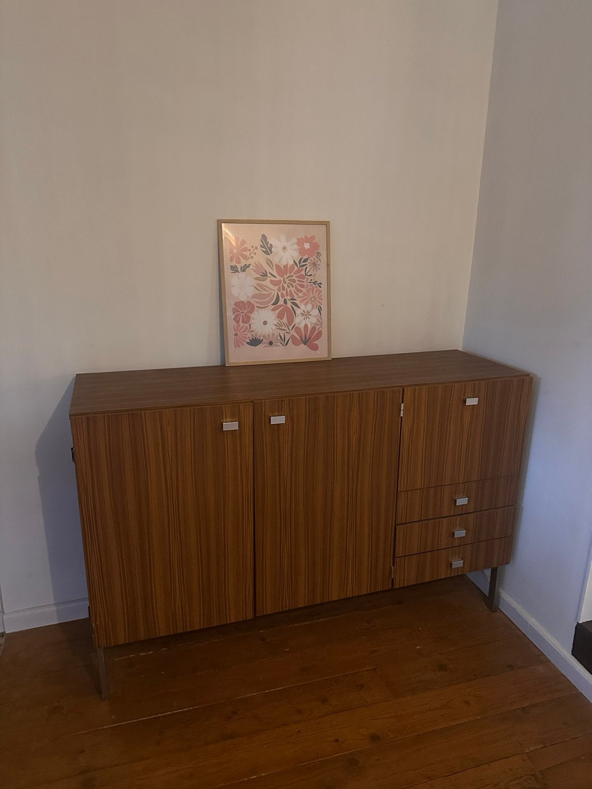Vintage Antiek Dressoir Kast Walnoot, Huis en Inrichting, Kasten | Dressoirs, Gebruikt, 100 tot 150 cm, Ophalen of Verzenden, Met lade(s)