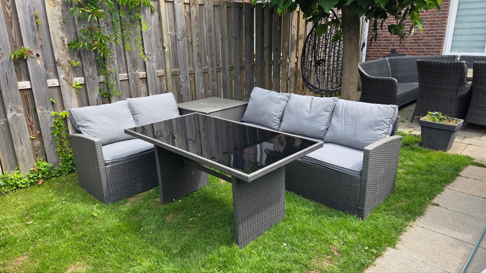 Schitterend Compleet Wicker Diningset met OpbergBox, Tuin en Terras, Tuinsets en Loungesets, Ophalen, 5 zitplaatsen, Zo goed als nieuw
