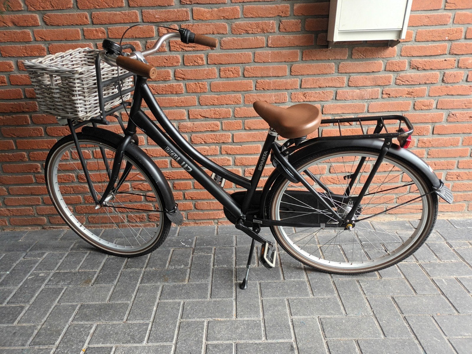 Sparta Pick-Up Damesfiets met mand - 26 inch Zwart, Terugtraprem, Sparta, Gebruikt, Versnellingen
