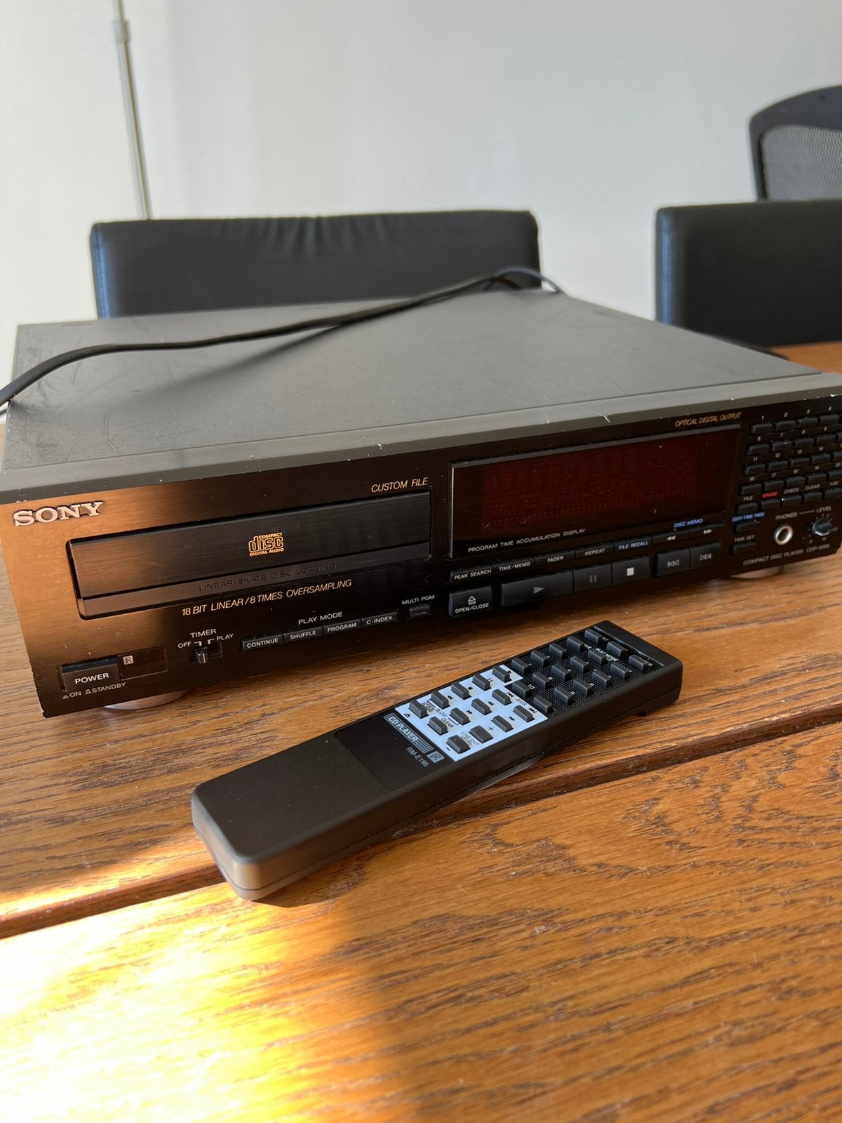 Sony CDP-M99 cd speler met afstandsbediening, Audio, Tv en Foto, Ophalen of Verzenden, Refurbished, Sony