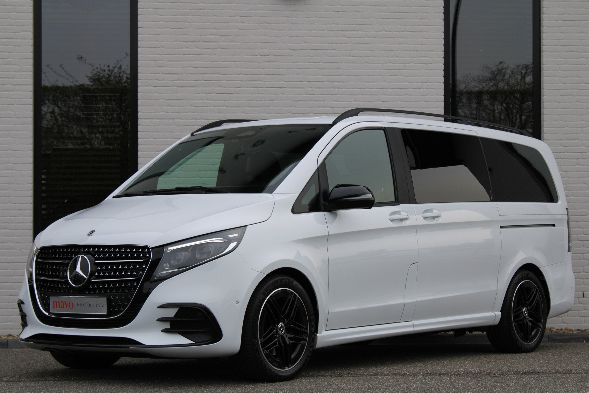 Mercedes-Benz V-Klasse 250d / DC / AMG / 2x Elec Schuifdeur, Auto's, Automatische klimaatregeling, Achterwielaandrijving, Gebruikt