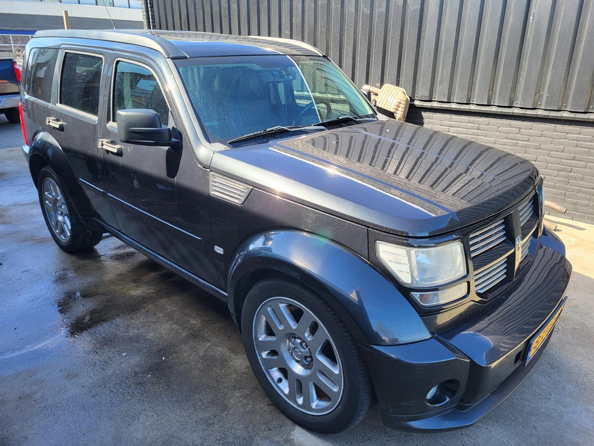 Dodge Nitro 2.8 CRD R/T 5drs autom VAN, Auto's, Automaat, Gebruikt, Zwart, 4 cilinders