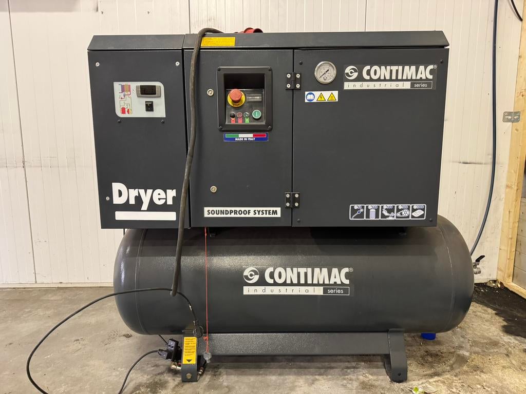 Compressor met vriesdroger ., Doe-het-zelf en Verbouw, Compressors, 100 liter of meer, Ophalen, Zo goed als nieuw