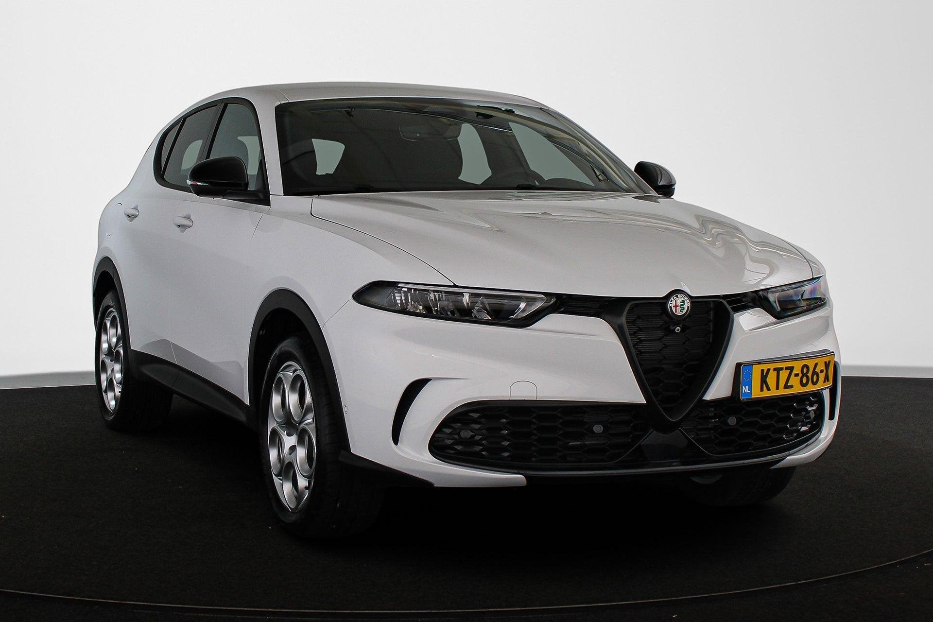 Alfa Romeo Tonale 1.3T PHEV Sprint Adaptieve Cruise Control, Auto's, Automaat, 4 cilinders, 700 kg, Wit