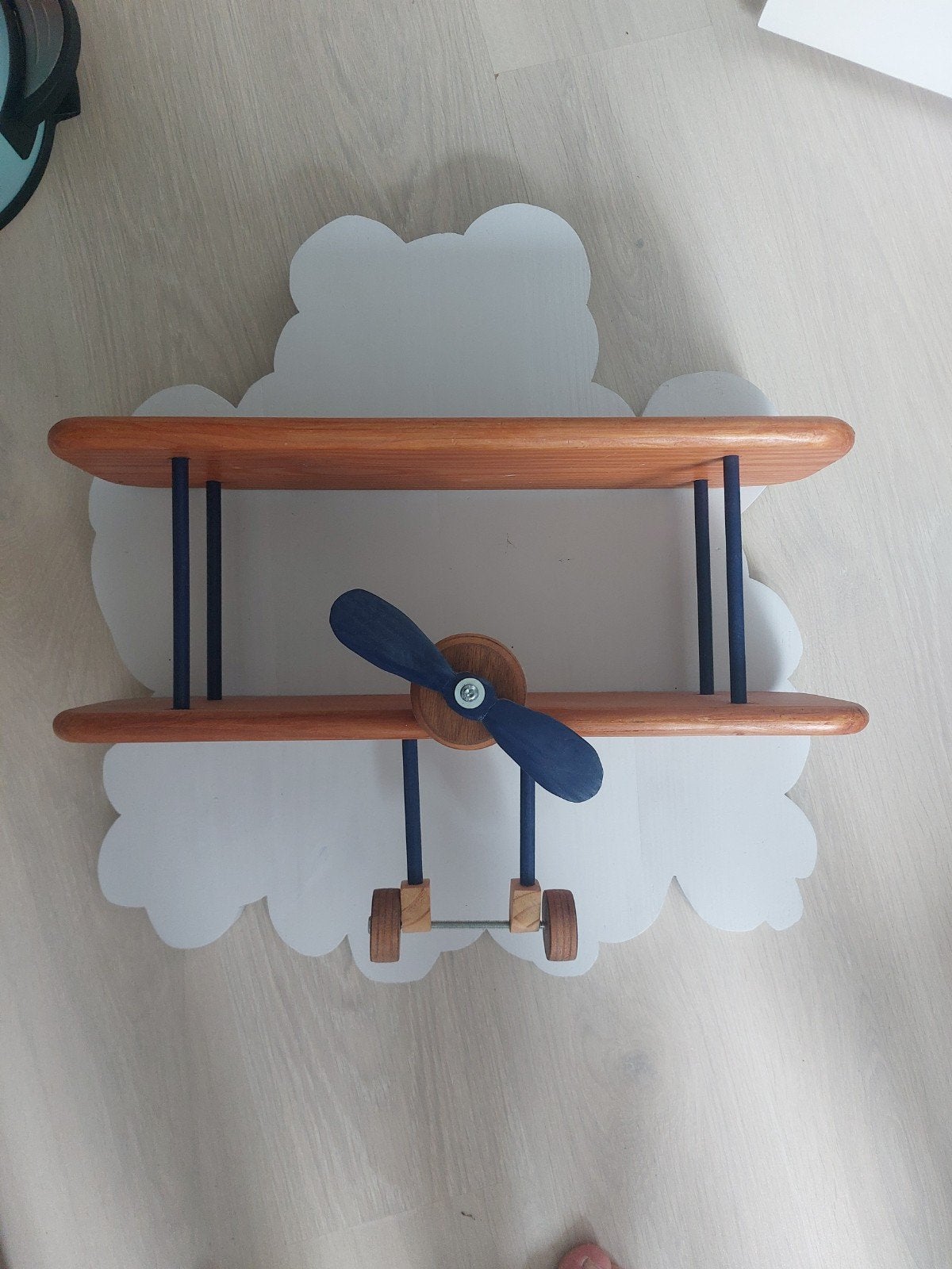 Houten vliegtuigje wandplankje voor kinderkamer, Ophalen