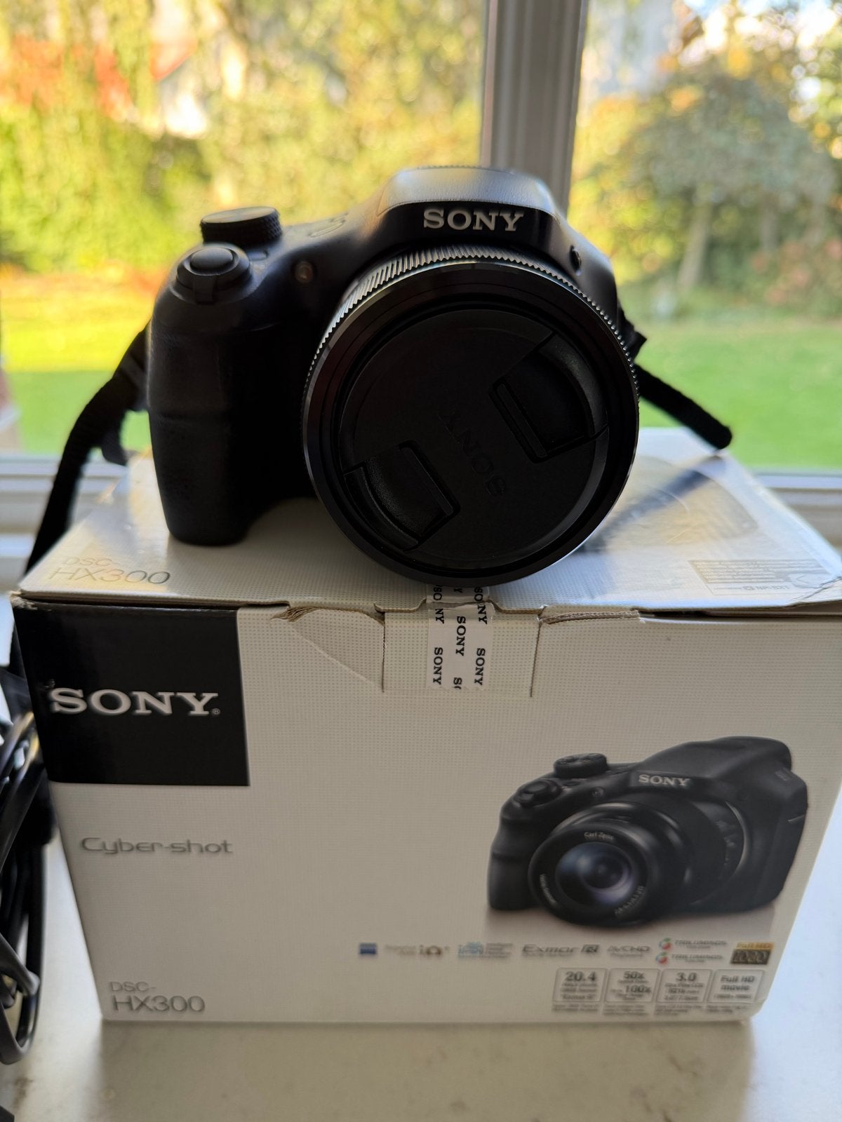 Sony Cyber-shot DSC-HX300 Bridgecamera met accessoires
