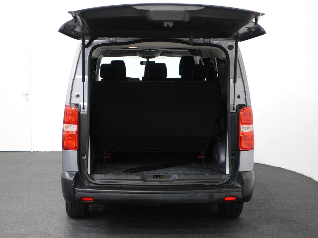 Toyota PROACE Shuttle 1.5 D-4D Navigator Long L3H1 9persoons, Auto's, Toyota, Voorwielaandrijving, Stof, Euro 6, ProAce