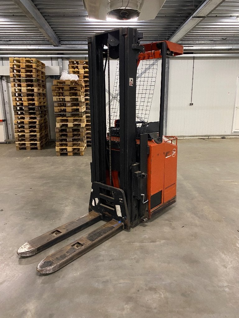 Reachtruck BT incl lader heftruck zijlader, Ophalen, Gebruikt, Elektrisch