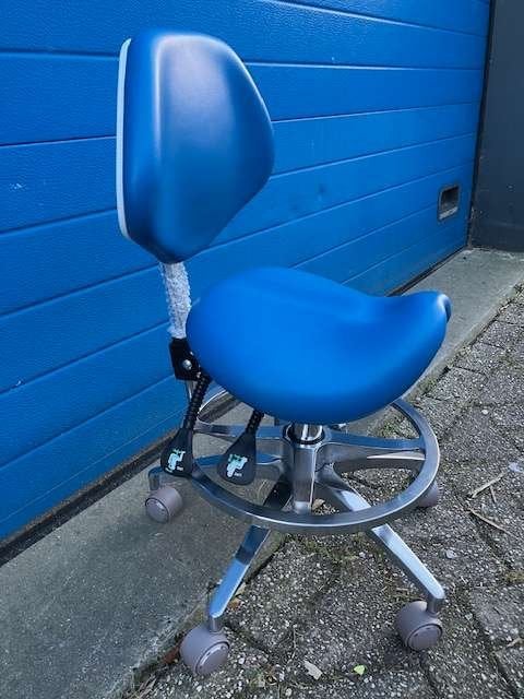 Behandelaar stoel zadelkruk met rugleuning en voetring, Niet ingevuld, Niet ingevuld, Nieuw, Ophalen of Verzenden
