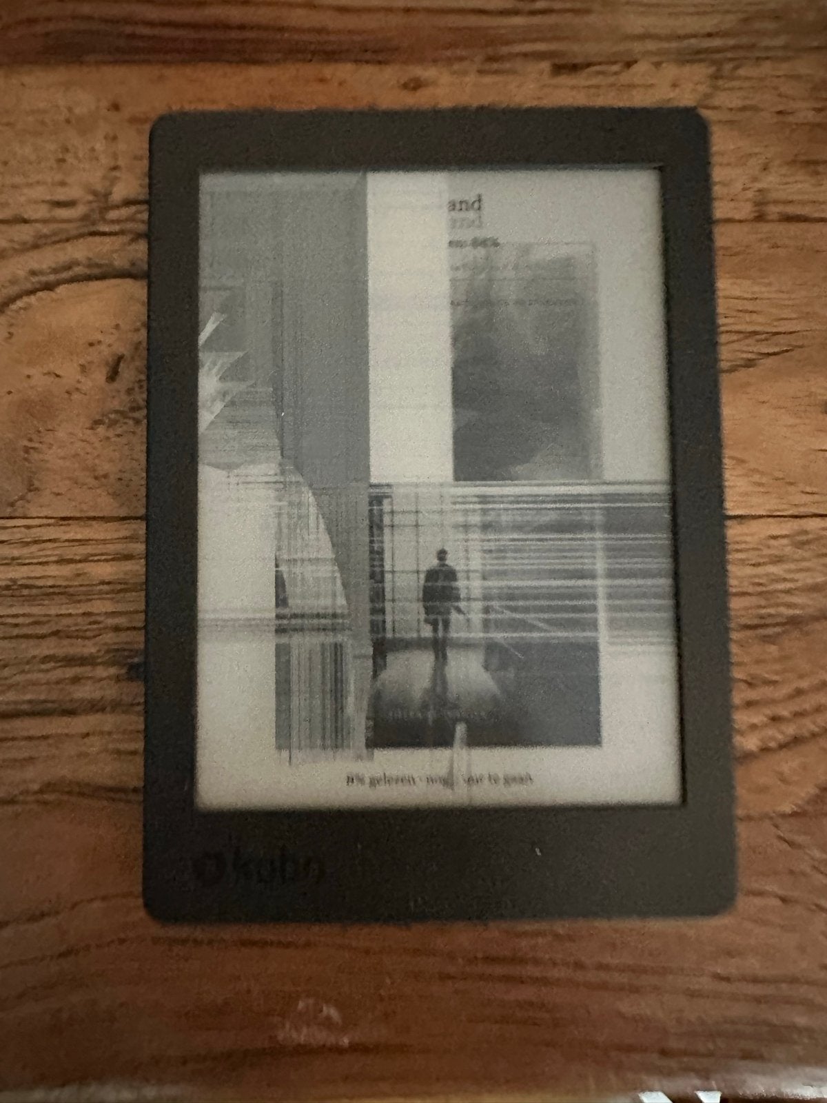Kobo e-reader met defect scherm, Computers en Software, E-readers, Ophalen, Niet werkend, 6 inch of minder