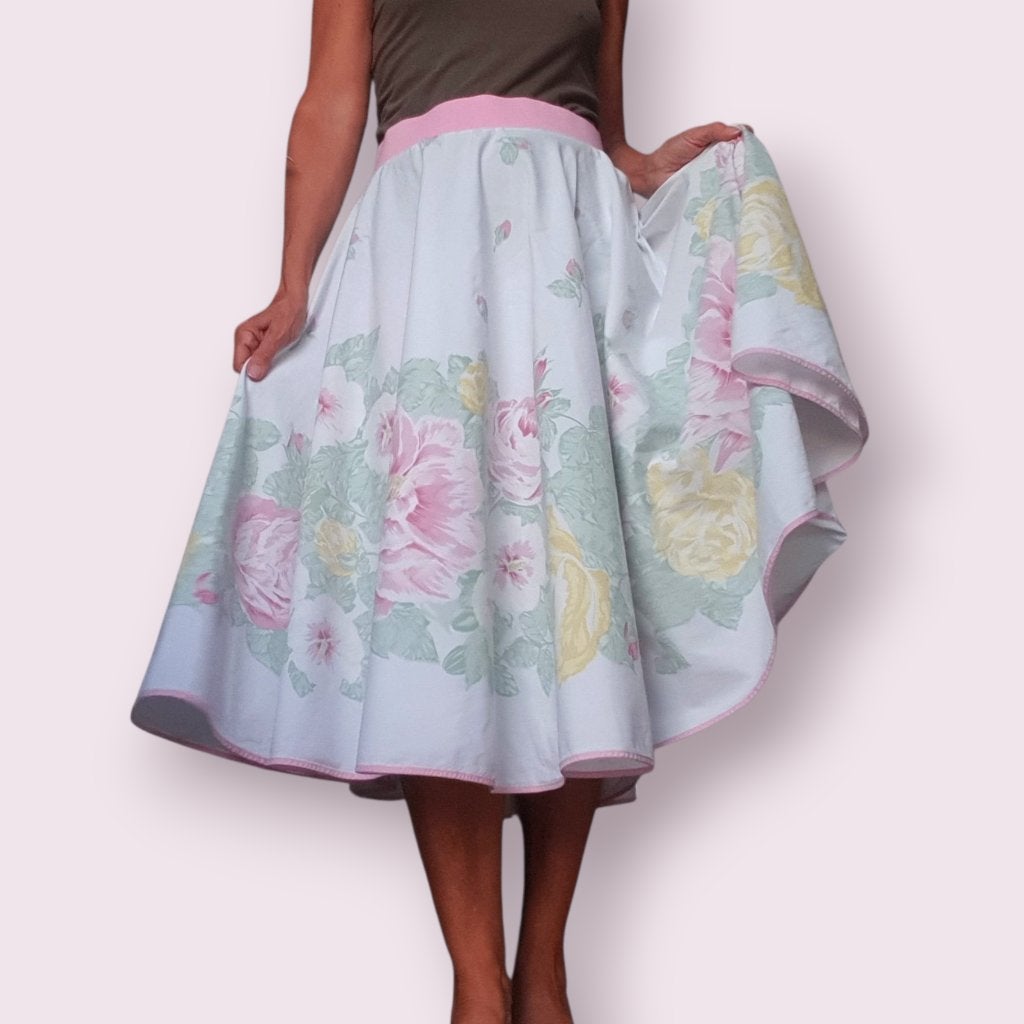 Vintage swingrok cirkelrok met bloemen pastel ca mt 42 tm 46, -, Handgemaakt, -, Maat 42/44 (L)