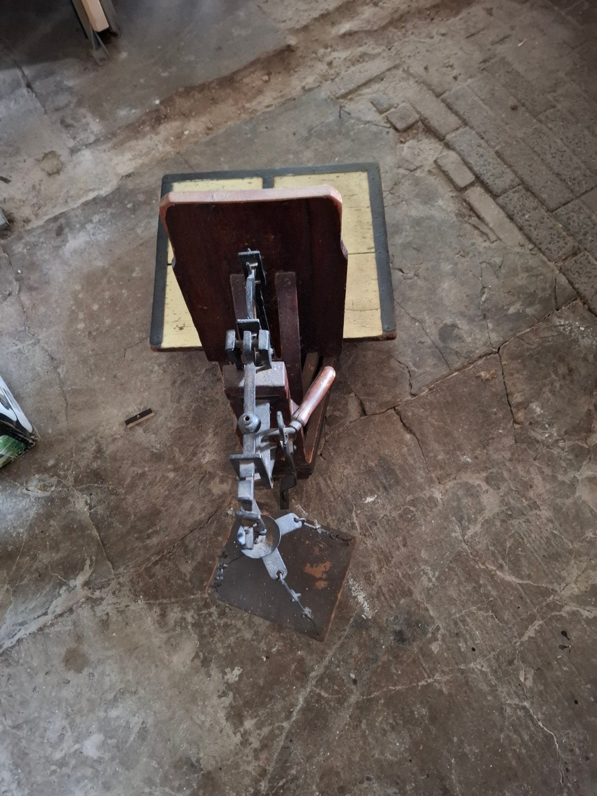 Antieke bascule weegschaal - decoratief en functioneel, Ophalen of Verzenden