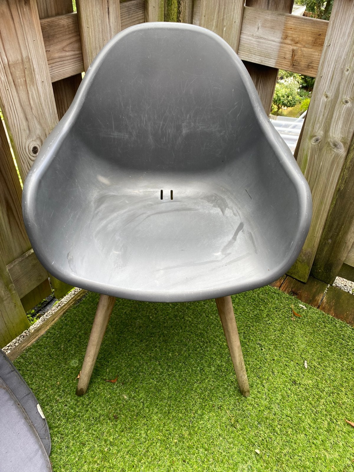 2 tuinstoelen