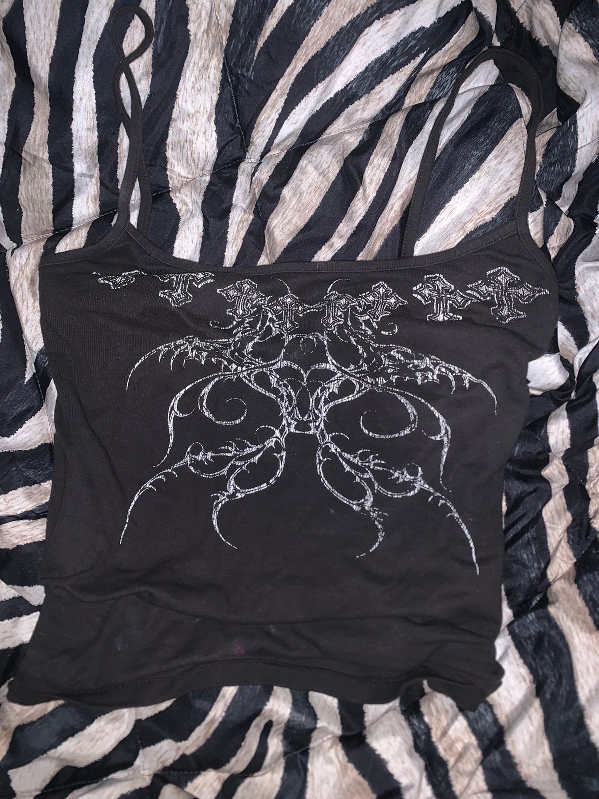 Alternatieve design shirt van urban outfitters, Verzenden, Gedragen, Zwart, Korte mouw