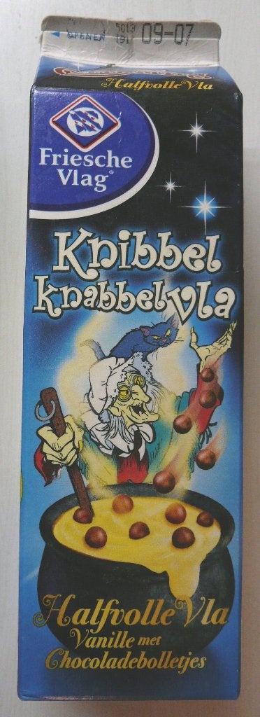 oud pak EFTELING knibbel knabbel vla, Ophalen of Verzenden, Zo goed als nieuw, Overige typen