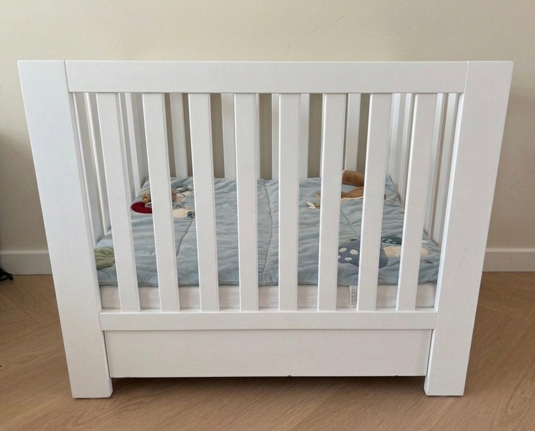 Box met lade - KidsMill Alaska - Hoogglans wit (Complete set, Kinderen en Baby's, Ophalen, Zo goed als nieuw, Rechthoekig, In hoogte verstelbaar