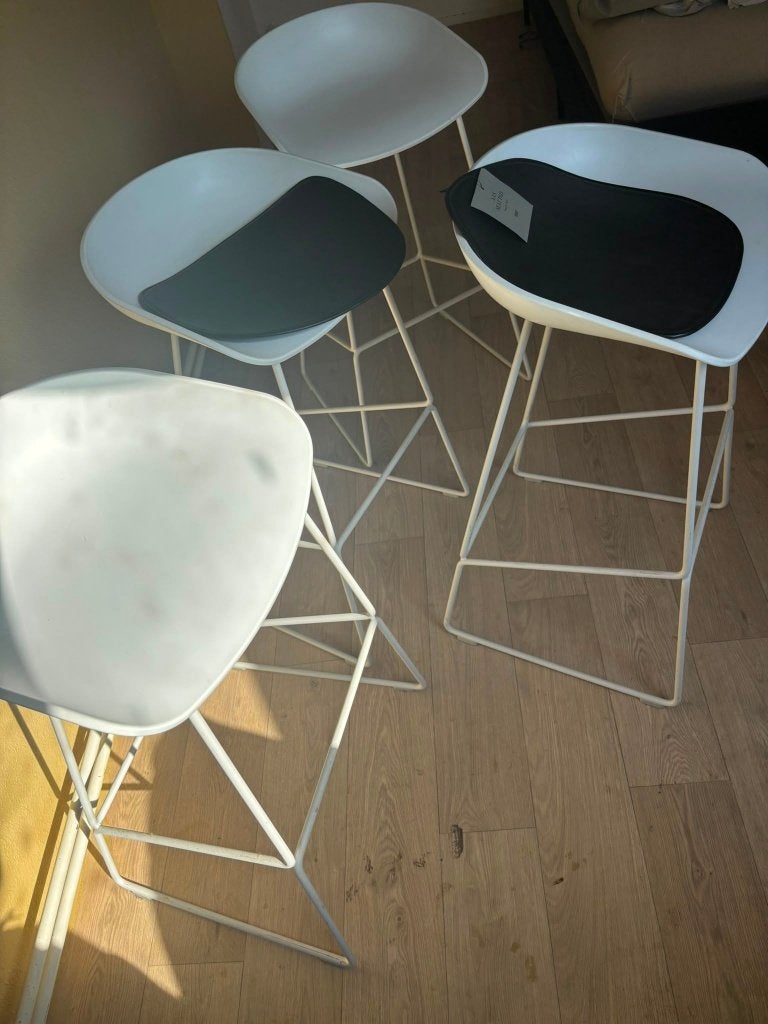 4 x bar stoelen, Huis en Inrichting, Barkrukken, Ophalen, Kunststof, Met voetsteun, 60 tot 90 cm