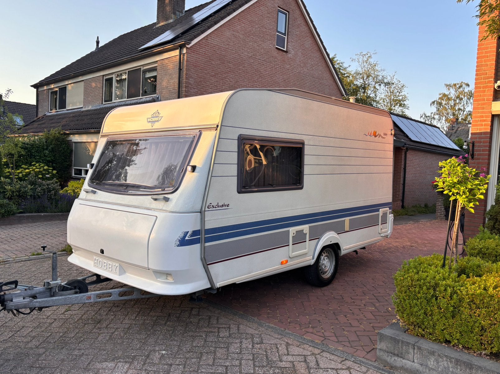 Hobby 400 U Exclusive in perfecte staat, Rondzit, Hobby, Tot en met 2, 750 - 1000 kg